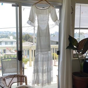 VICI size XS white dress